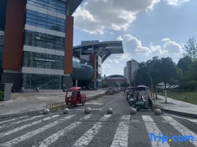 Solaka E-sports Hotel