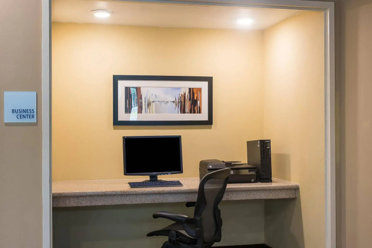 Holiday Inn Express Princeton Southeast by IHG