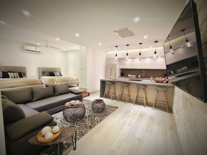 Deluxe Suite