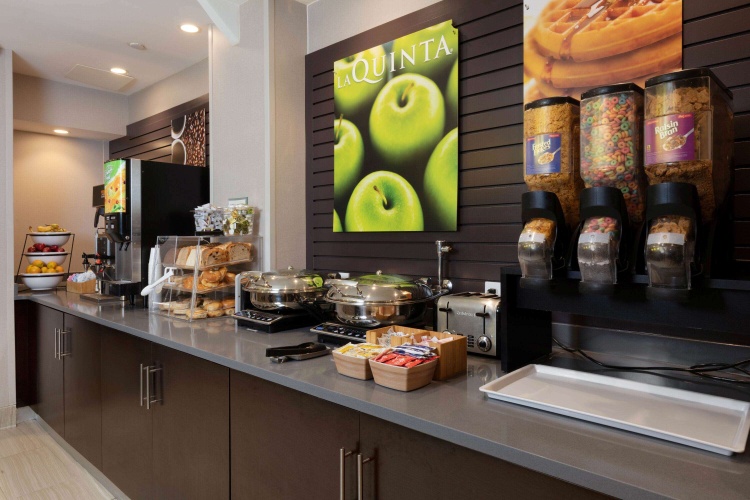 La Quinta Inn and Suites New York City Central Park photo 13