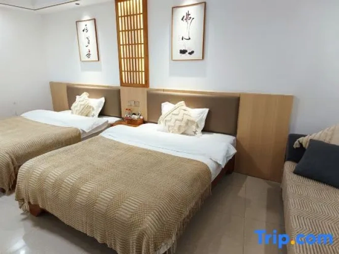 Standard room with balcony