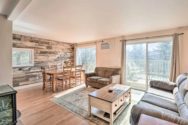 3 Bedrooms Apartment