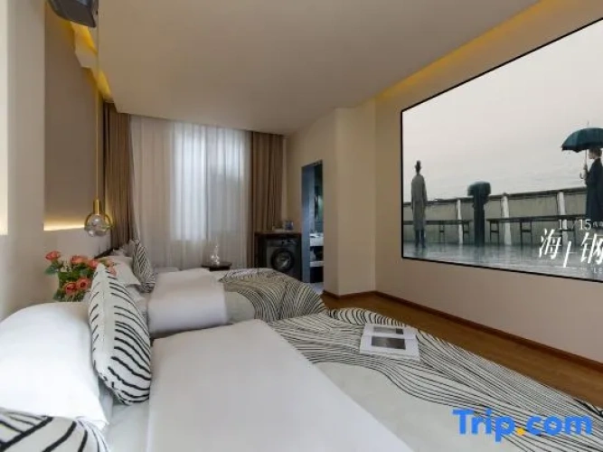 Standard Family room