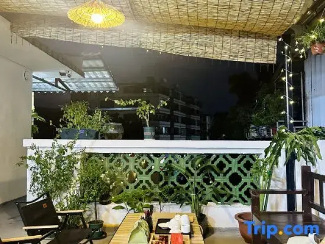 Youxing Courtyard