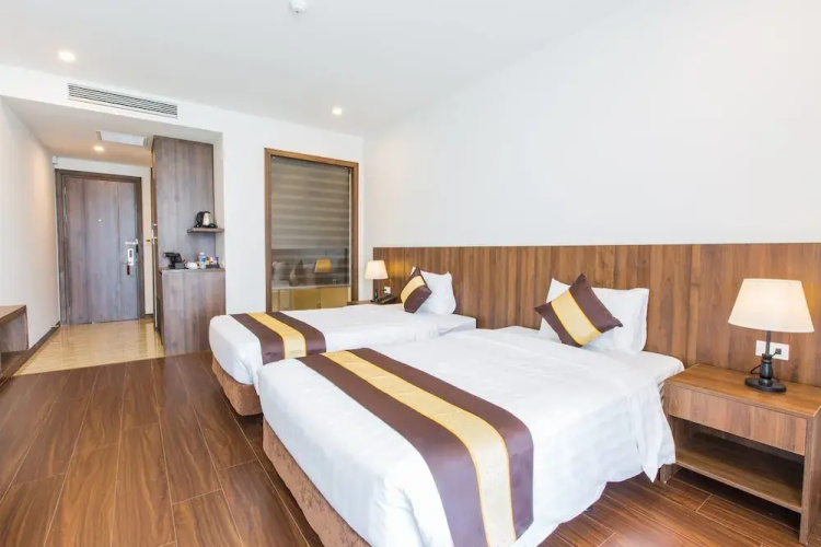 Sun Bay Hotel