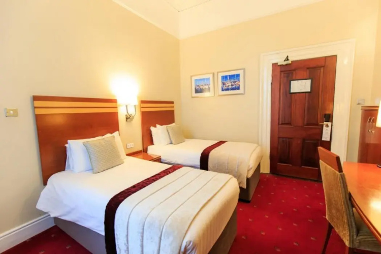 Grand Hotel