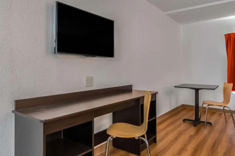 Motel 6 White, GA - Cartersville