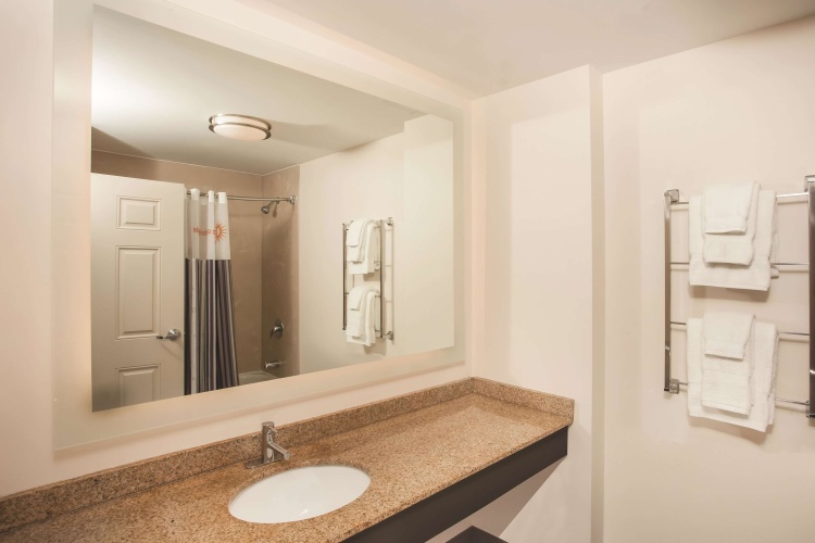 La Quinta Inn & Suites by Wyndham Chicago Downtown photo 10