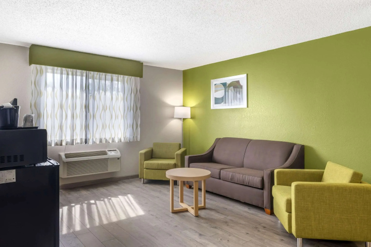 Quality Inn & Suites Delaware South
