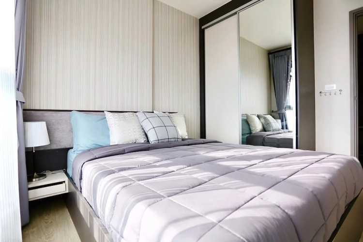 Fully Furnished Excellent Location - Next to Beach