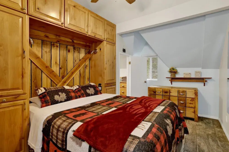 Castle Rock Cabin #178