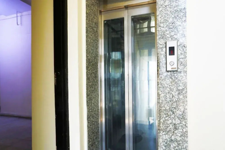 OYO 9382 Hotel Homestay