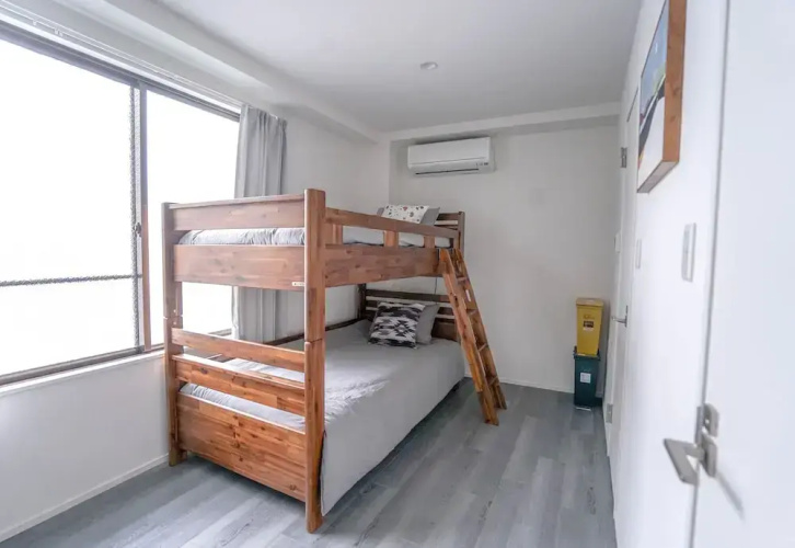 ZAITO Tokyo Yokokawa Economy Inn