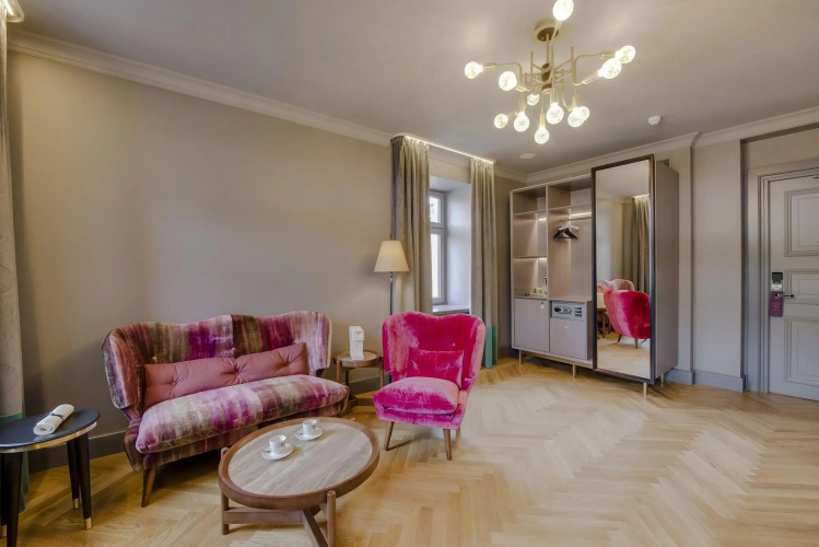 Grand Poet Hotel By Semarah photo 8