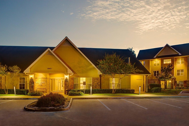 2 Bedrooms Double Suite