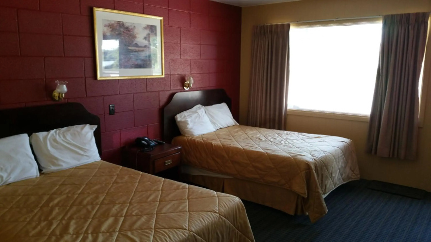 Riverview Motel