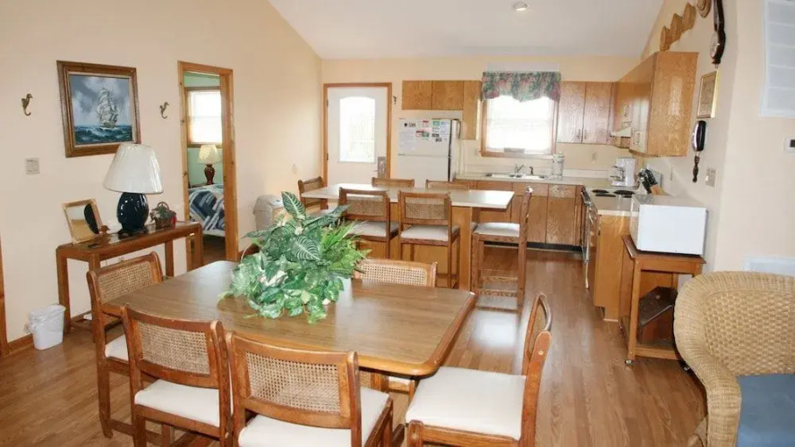 Flying Cloud III - 4 Br Home