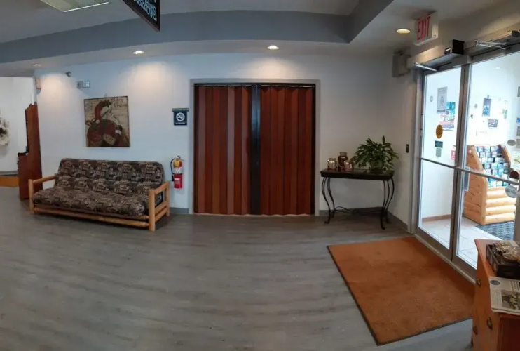 White Pine Lodge