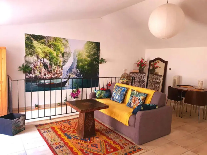 LAlcove dApsara