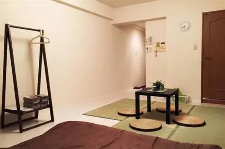 Naniwa Apartment
