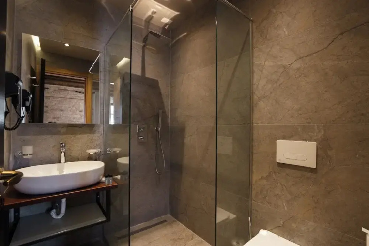 Furra Restaurant & Rooms