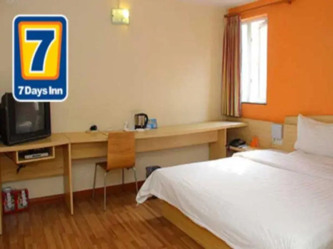 7 Days Inn