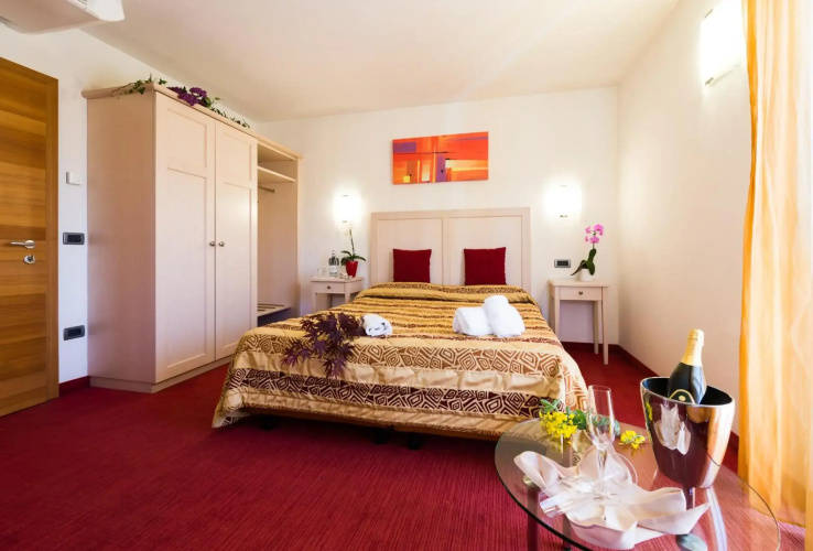 Nature Bio Hotel Elite