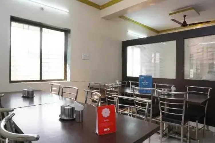 OYO 23422 Hotel Siddharth