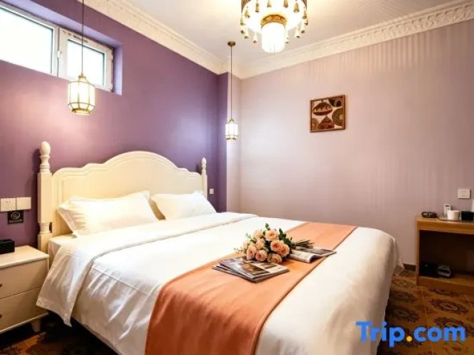 Standard Double room with courtyard view