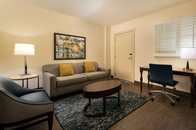 Embassy Suites by Hilton New Orleans photo 8