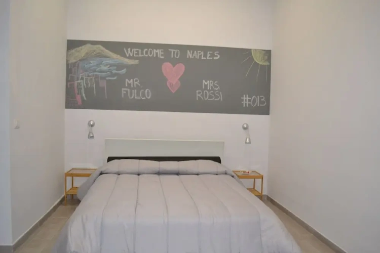 Standard Triple room