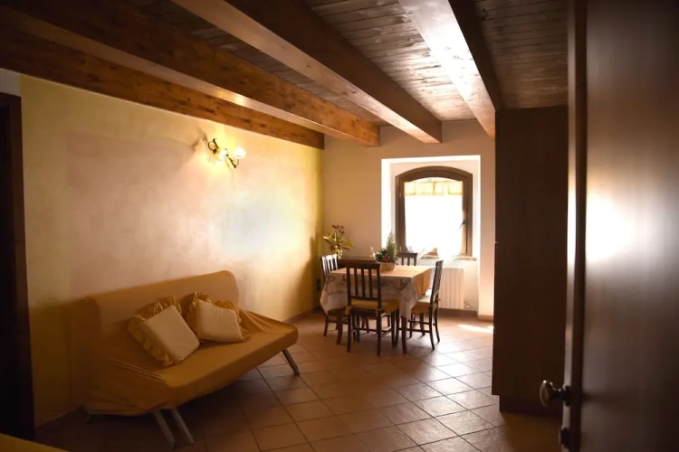 1 Bedroom Apartment with garden view