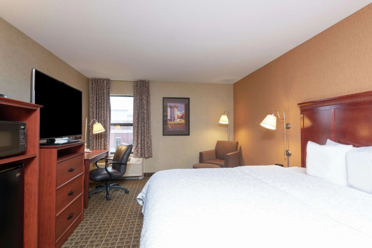 Hampton Inn & Suites Valparaiso