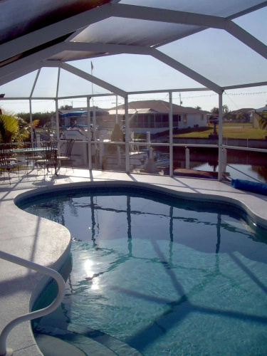 Tropical Paradise Bed & Breakfast