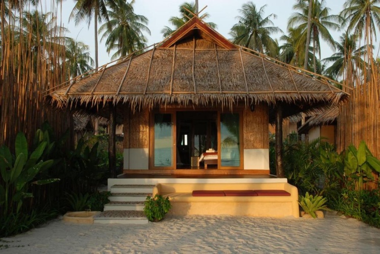 Villa beachfront