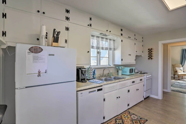 2 Bedrooms Cottage