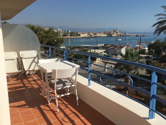 Modernized Apartment in Antibes With Terrace