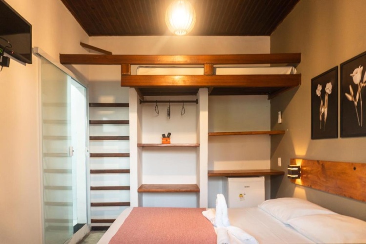 Standard Triple Suite