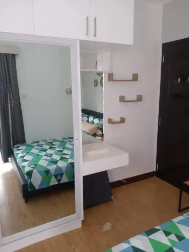 1 Br condo T2-8H
