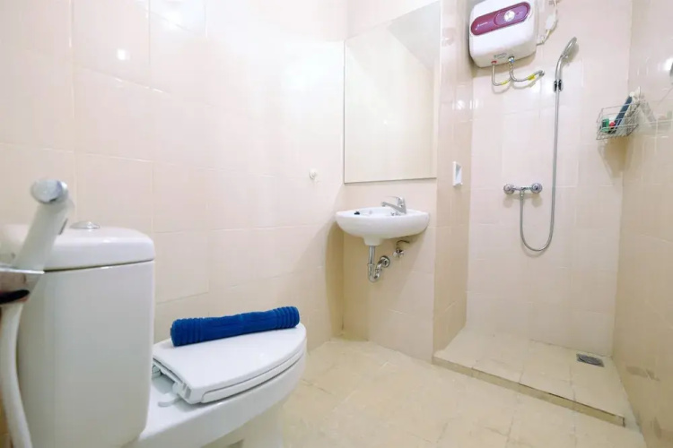 Comfy 2Br Gading Greenhill Apartment