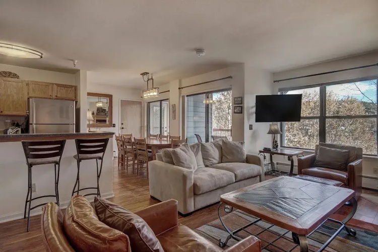 River Mnt Lodge E323F - 5 Br Condo