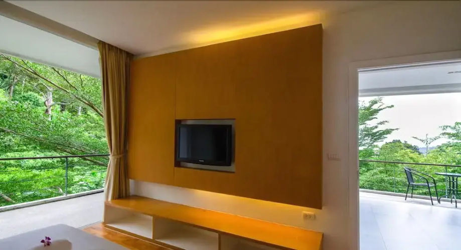 Natural Sea View 2 Bedrooms Apartment