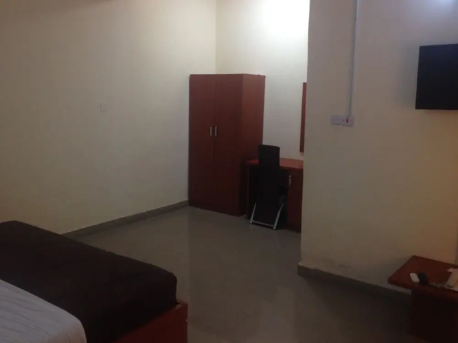 Becca Apartments