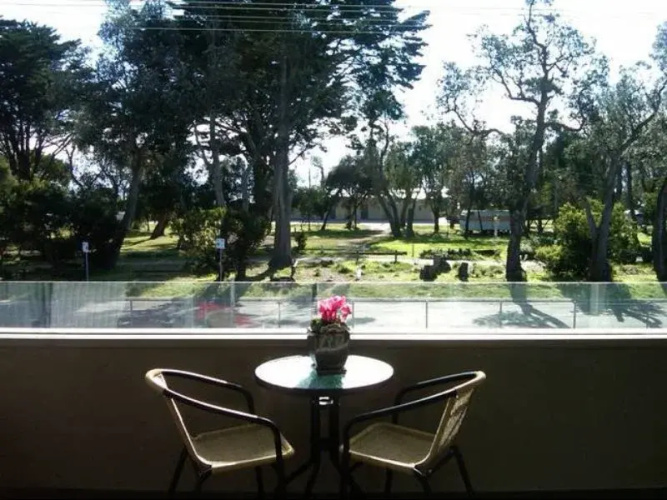 Westend Apartment at the Beach