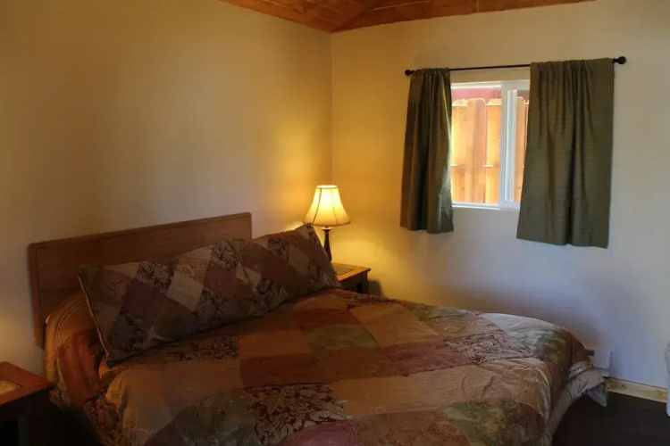 Lake View Lodge