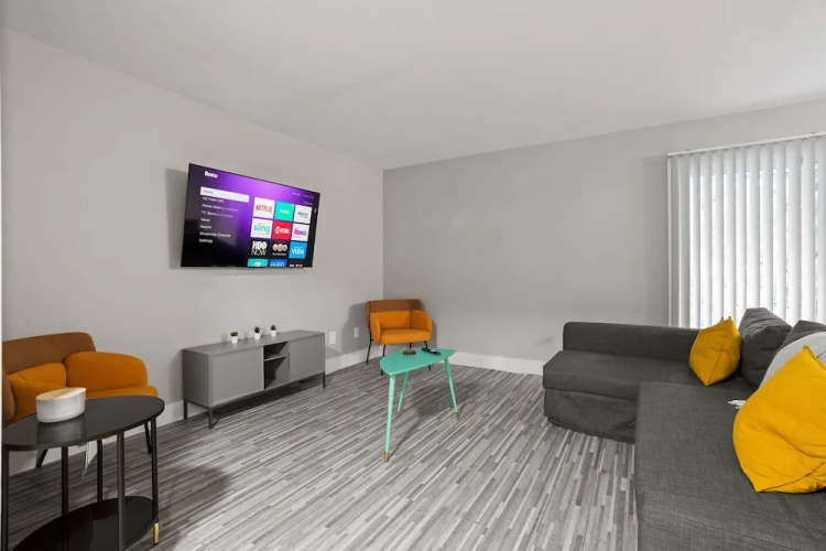 Comfy 2BR 2BA Unit in Pime Location