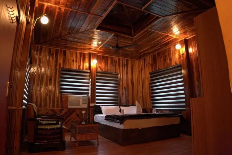 Deluxe Double Suite