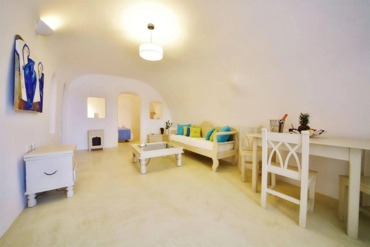 Chroma Suites