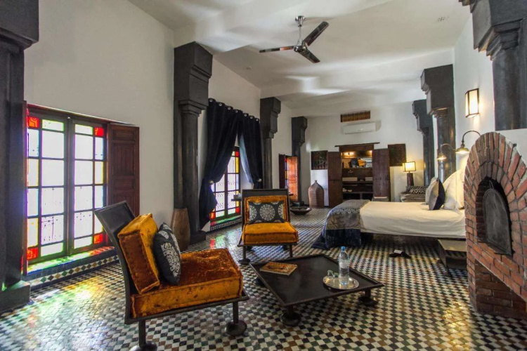 Riad Laaroussa