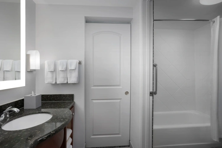 2 Bedrooms Suite